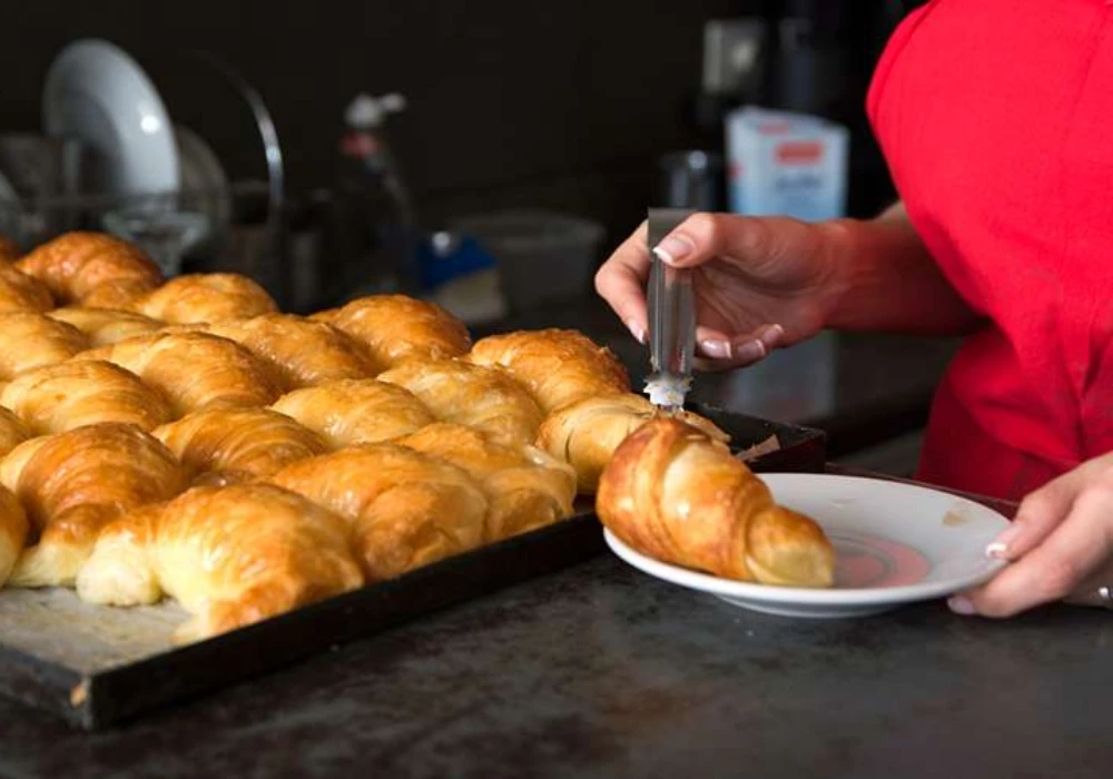 تجهیزات مورد نیاز برای راه اندازی پیراشکی پزی